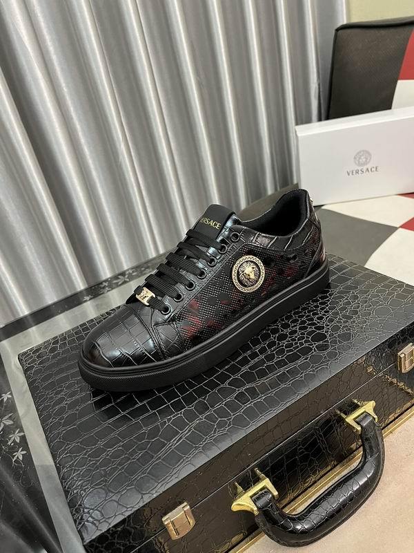 Versace Men's Shoes 516